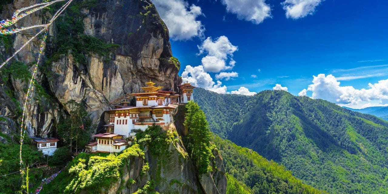 Bhutan-mountain