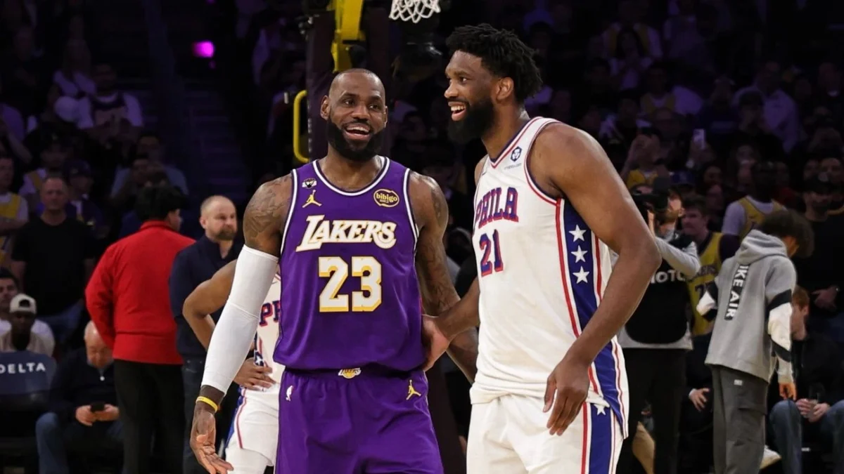 LeBron James signs Philadelphia 76ers