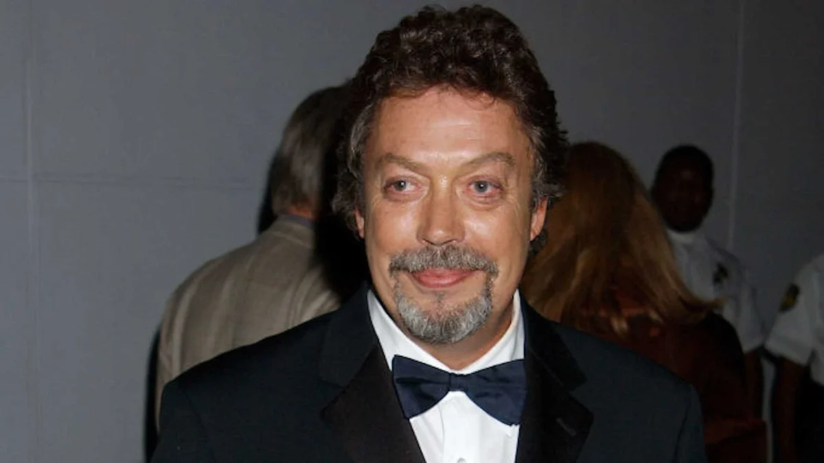 Tim Curry